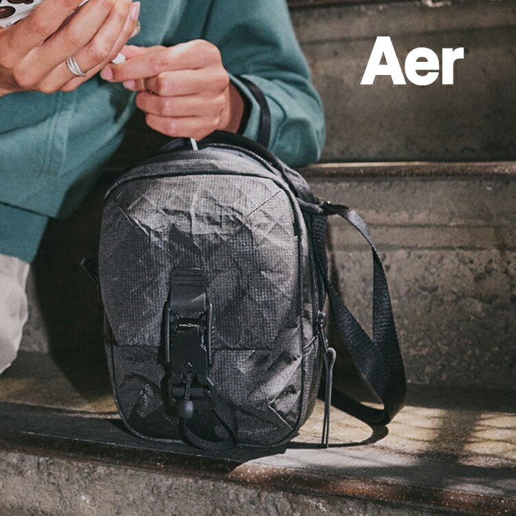 大気圏 Aer Street Sling Ultra ストリートスリング ウルトラ 国内置き目品 AER 91063 スリングバッグ ショルダーバッグ 鞄 商行為 心地よい メンズ 黒いこと ナイロン 雨合羽 撥水 軽さ