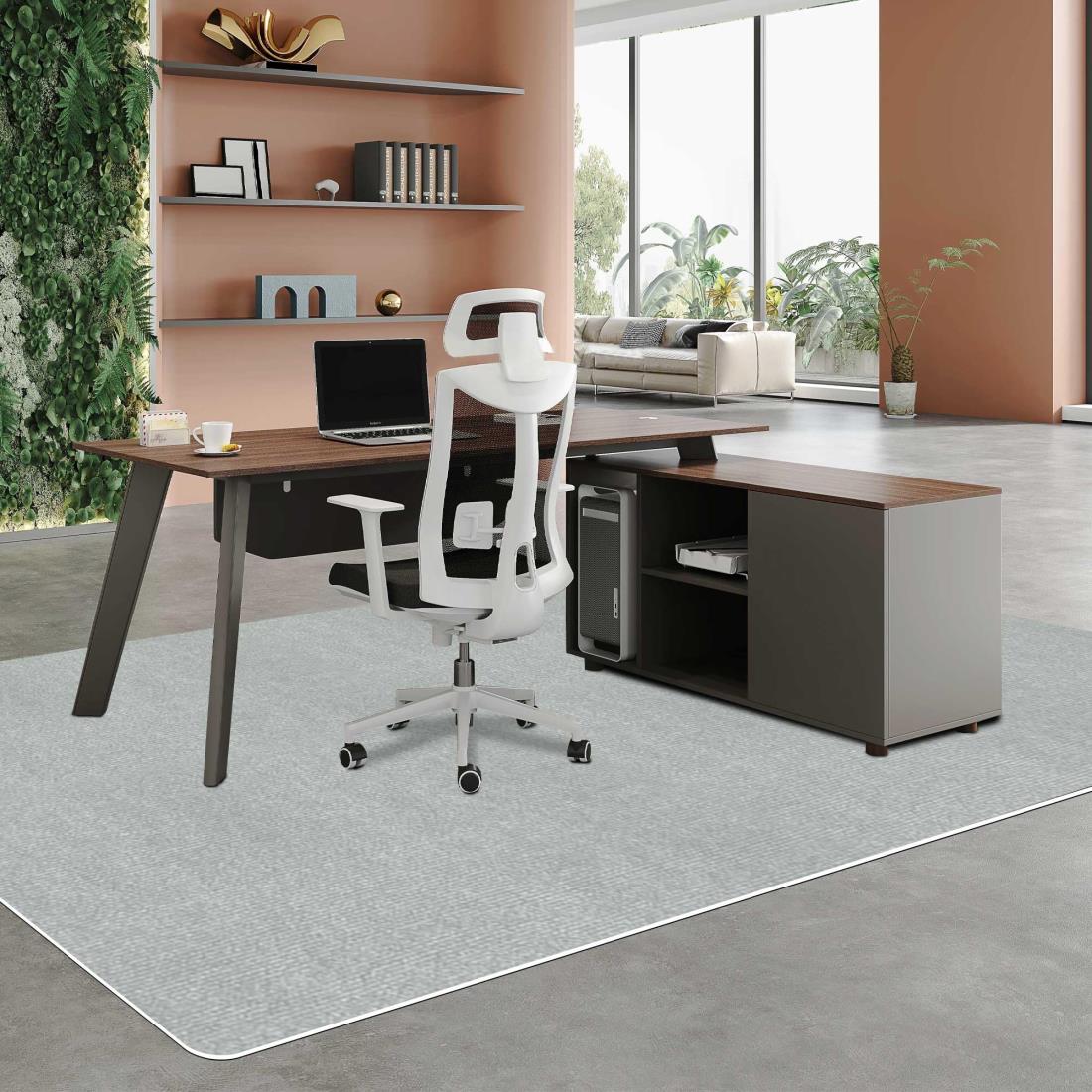 チェアマット 床保護マット UOUOMI フロアマット【180 ×140cm 】滑り止め TPRマット 厚み4mm 傷防止凹みキズ・パッド 床傷防止 滑り止 丸洗い可能騒音対策 床暖房対応セルフ粘着 ゲーミングチェアマットデスクマット吸音防音マット（ライトグレー）