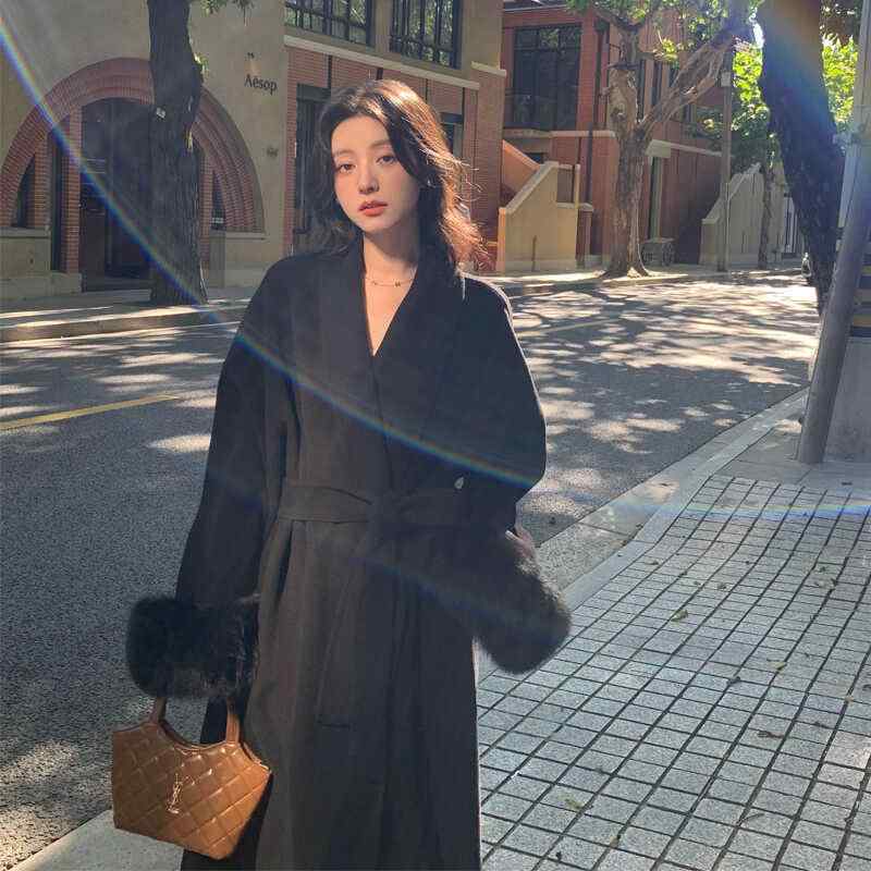 ウールコート 女性用 秋冬 ロング丈 厚手 ゆったりシルエット プリンセススリーブ POLO領 取り外しファー 高級感 ブラック 羊毛素材 ノーアイロン 気質エレガント 私服スタイル|プライムズ商店
