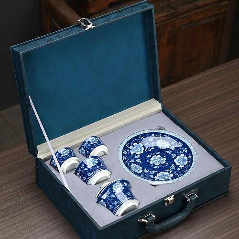 茶器セット 景徳鎮青花磁器 功夫茶器 3人用 新中式デザイン 陶磁器 高品質 高級感 耐熱防熱 来客 オフィス用 三才蓋碗 主人杯｜プライムズ商店 6,456円