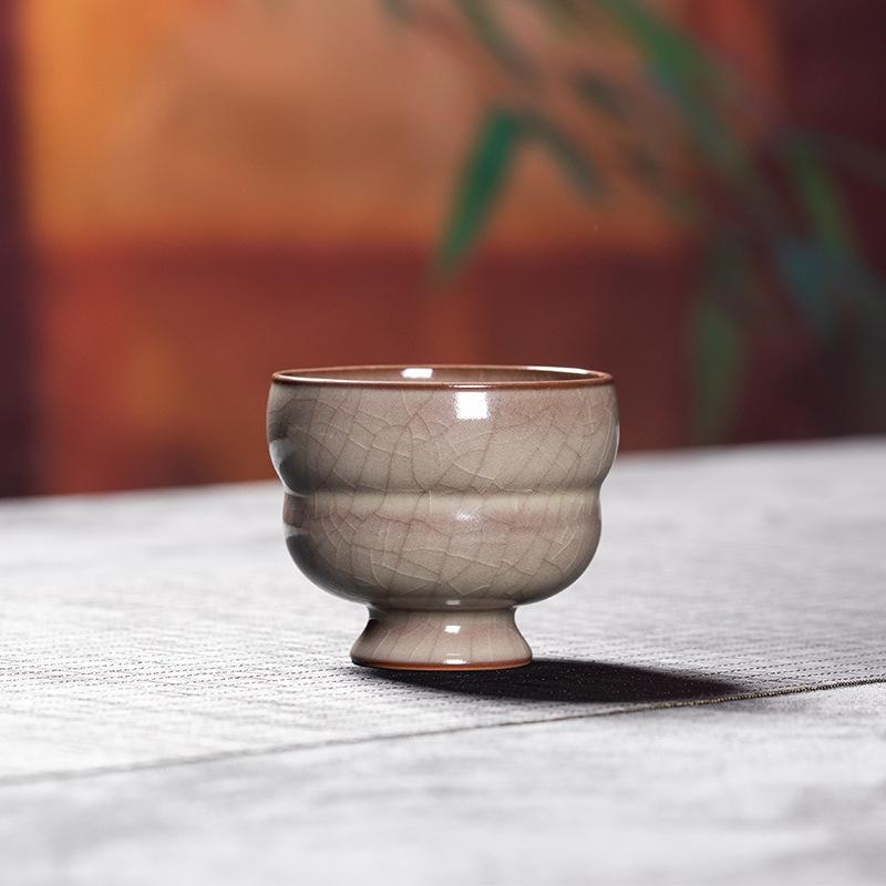 茶器 龍泉青磁 伝世哥窯 手作り 瀬戸もの 功夫茶碗 女房持ち杯 品茗杯 湯呑み 御前上等感 言い慣わし芸術品 和食器 見舞い客用 おもてなし 差し上げ物ボックス席入り口・入口 差し上げ物