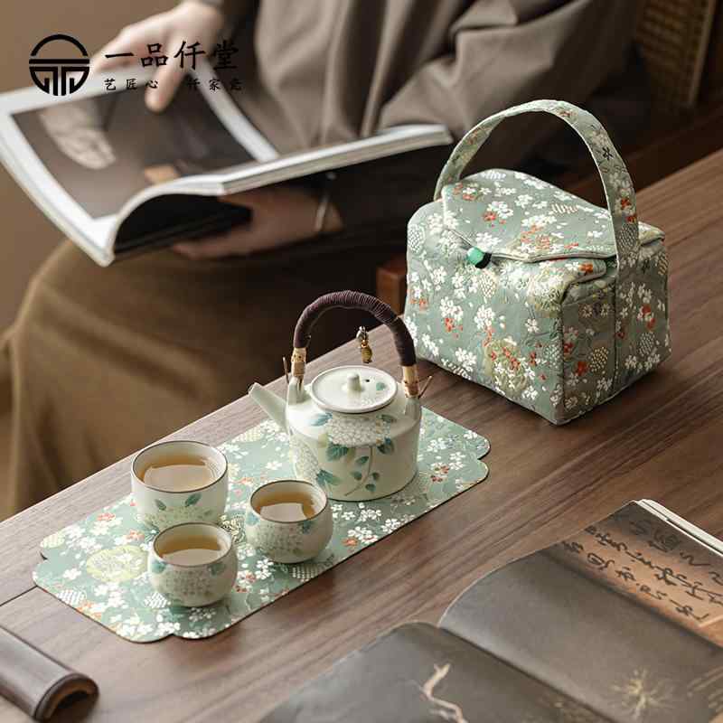 茶具 旅する用 瀬戸もの 書き割り 急須 優勝杯 携帯型 アウトドア 難民キャンプ 鉄道車両用 言い慣わし 中国風 柄 紫陽花 花飾りつけ 軽さ 持ちはこぶ助けになる