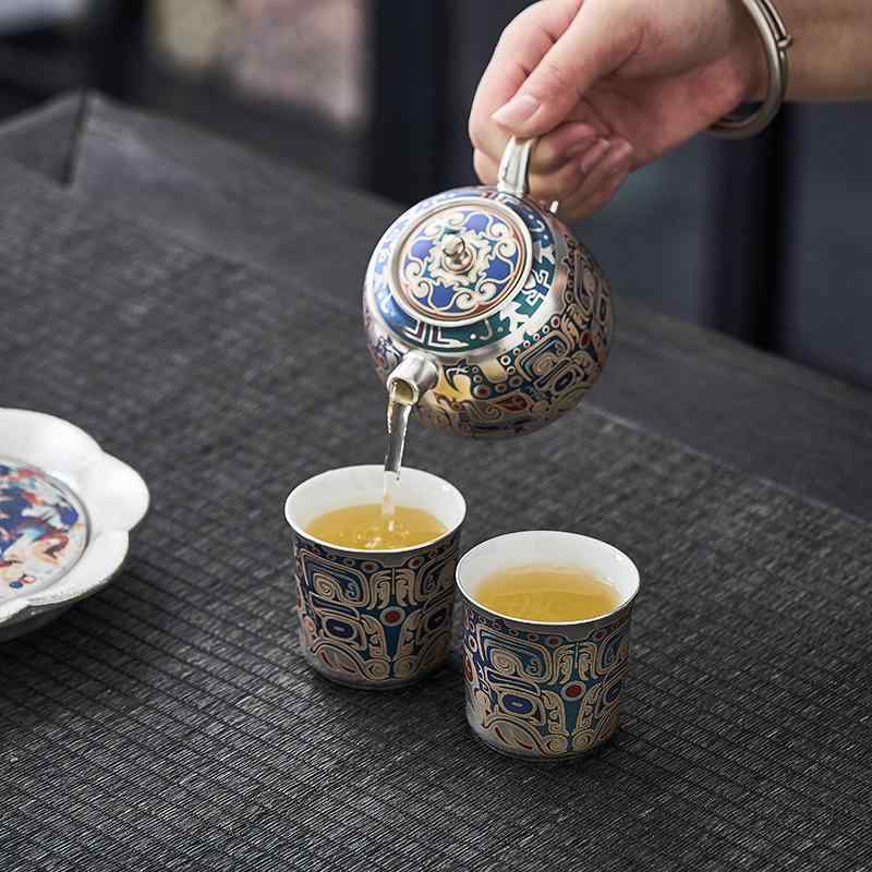 茶具書き割り 瀬戸もの 銀メッキ 茶ポット 茶碗 功夫茶 身寄り用 事務室用 人間用 御前上等感 軽奢 レトロ 中国風 言い慣わし 瀬戸もの 急須 茶器 書き割り 日常使い走り 事務用 専用 磨き上げる 表現スタイル 古典派音楽 ひな形