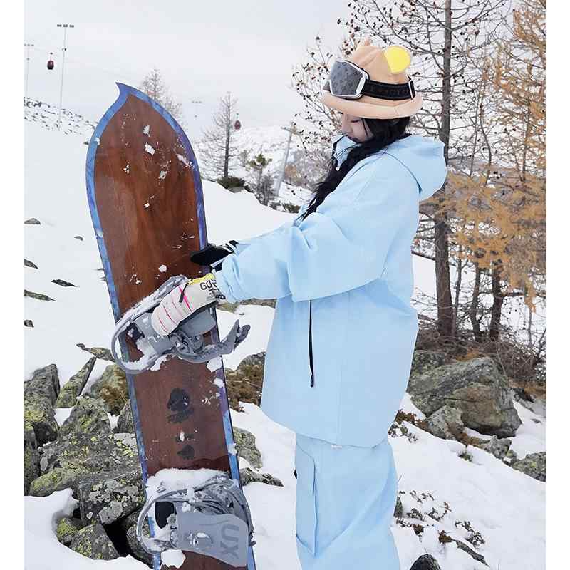 スキーの板服 メンズ レディース 雨合羽 防風 保暖 仕掛ける 上衣 アウター 山登り用 スノースポーツ 朦々たる裏打ち 生々しい色合い 青系 黒いこと ベージュ 秋冬