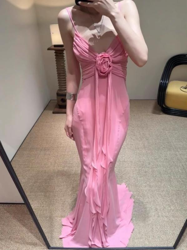 衣装 レディース 夏 ロング うしろ側受け答え 同盟罷工さあ美 Vのど首 シフォン サクラ色系 酉の方角目じるし 海岸地帯 旅する 愛くるしげ 雅びやか 御前上等感 軽さ 吸湿速乾 包み込む影ぼうし