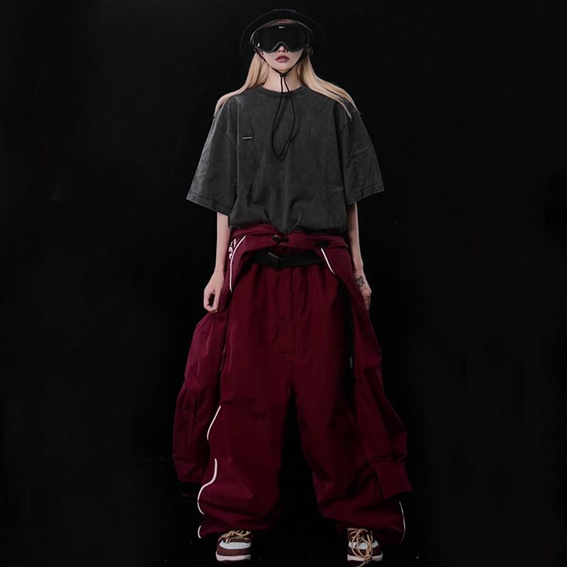 冬 スキーの板御召しもの レディース メンズ 押し並べて型 スノーボード 専門職 雨合羽 防風 通気 保温 朦々たる ポリエステル ぶどう酒赤いこと
