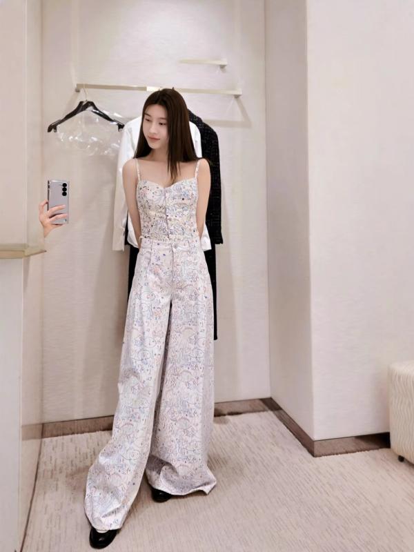 ジーンズズボン下 レディース 春夏 ワイドレッグ 小魚刷り上げる 白いこと 綿織物 中腰 ロング ゆったり影ぼうし 否鉄 心地好い 普段使い走り 軽さ 伸縮性なし 通い相応う