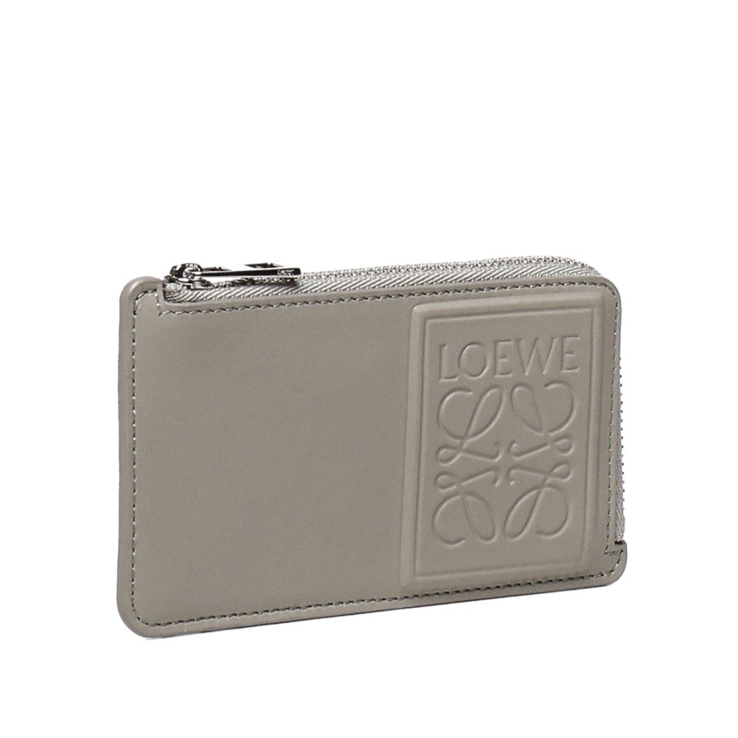 【完全新品箱付き25SS】LOEWE コインケース ライトオーツハニー 完全新品箱付き25SS】LOEWE コインケース ライトオーツハニー