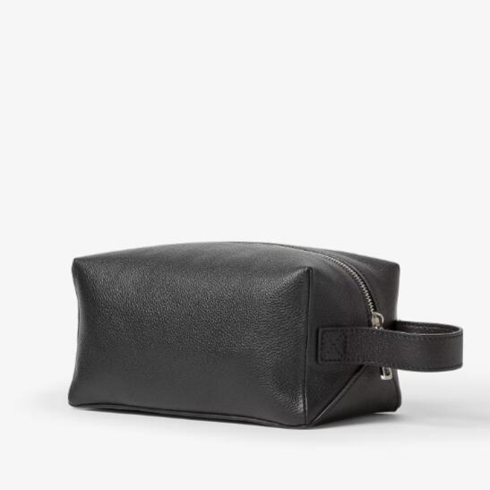 FENDI LUI TOILETRY BAG 7N170 ASIH F0GXN BLACK フェンディ メンズ トイレタリー 二番目御徒面子 黒いこと