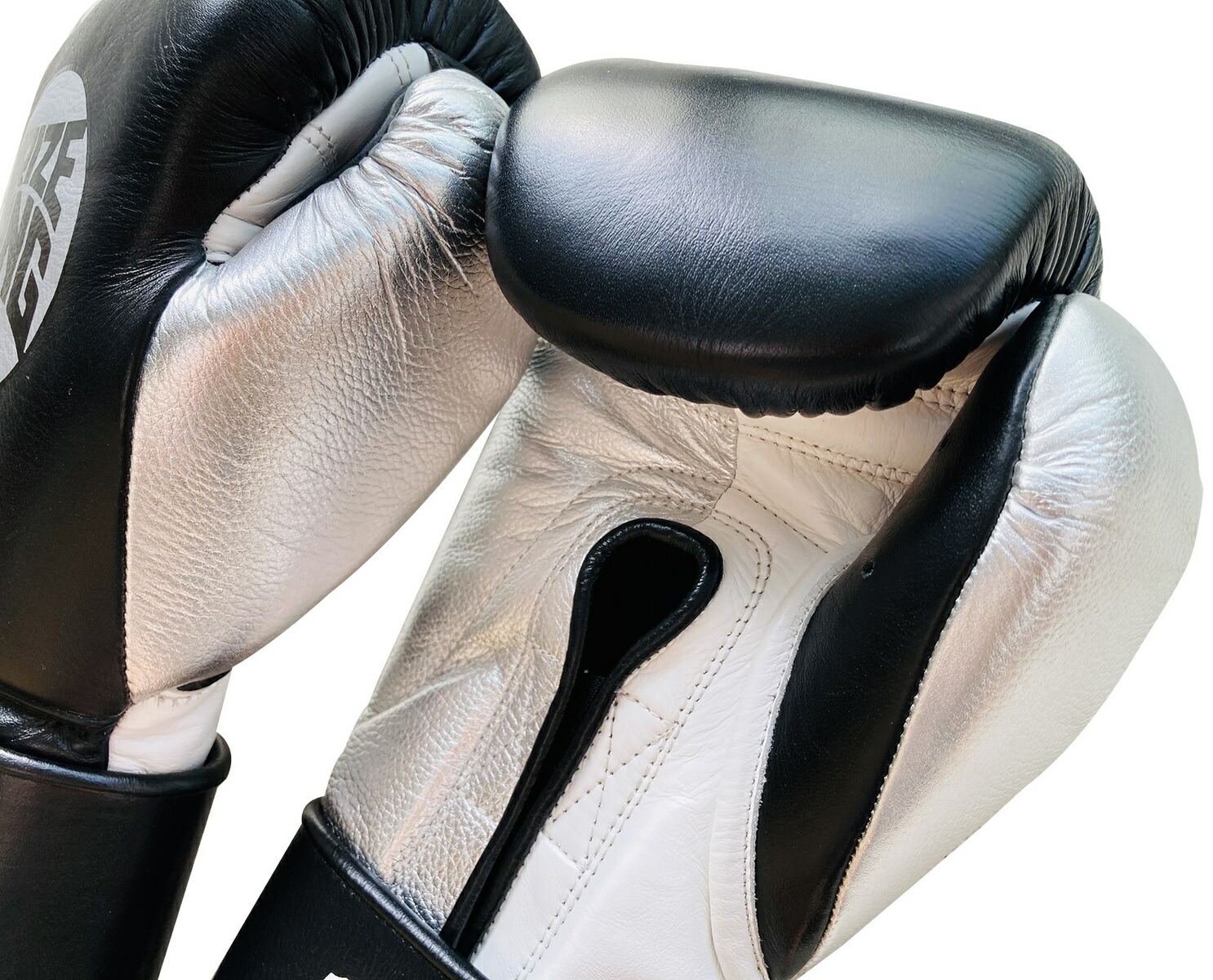 Prize Ring プライズリング Pro Training 本革製 ボクシンググローブ 黒 シルバー 14oz Salon Raquet De Prize Ring プライズリング Pro Training 本革製 ボクシンググローブ 黒 シルバー 14oz Salon Raquet De