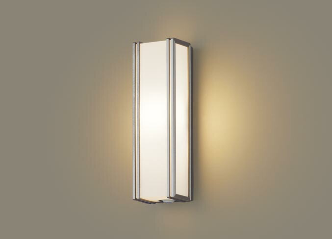 【新品・7営業日以内発送】パナソニック電工 Panasonic LGBC70068 フットライト5形X1電球色【沖縄離島販売不可】