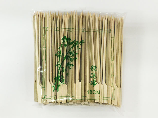 【40点入/ケース】 串 鉄砲串 18cm 250本入 竹串 焼き鳥 串焼き 持ち手付き バーベキュー 00593201 プロステ