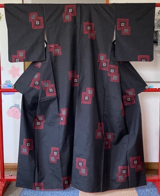 【中古品】黒地大島紬