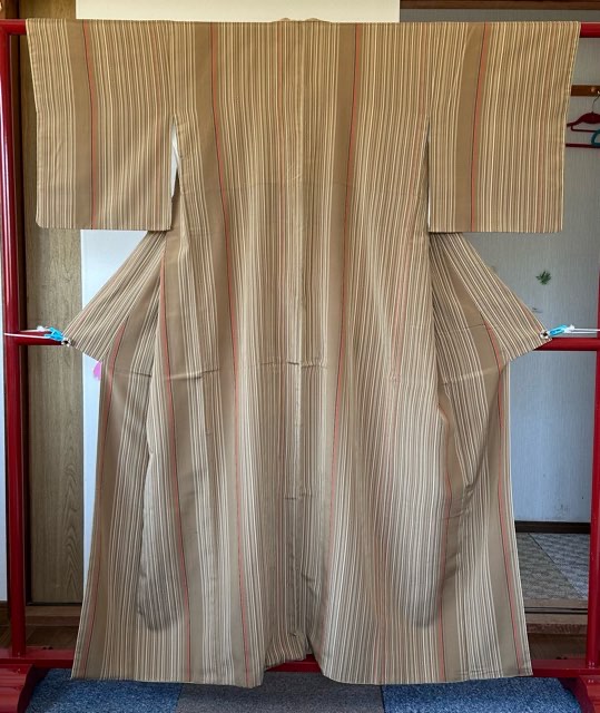 【中古品】茶地縦縞柄着物