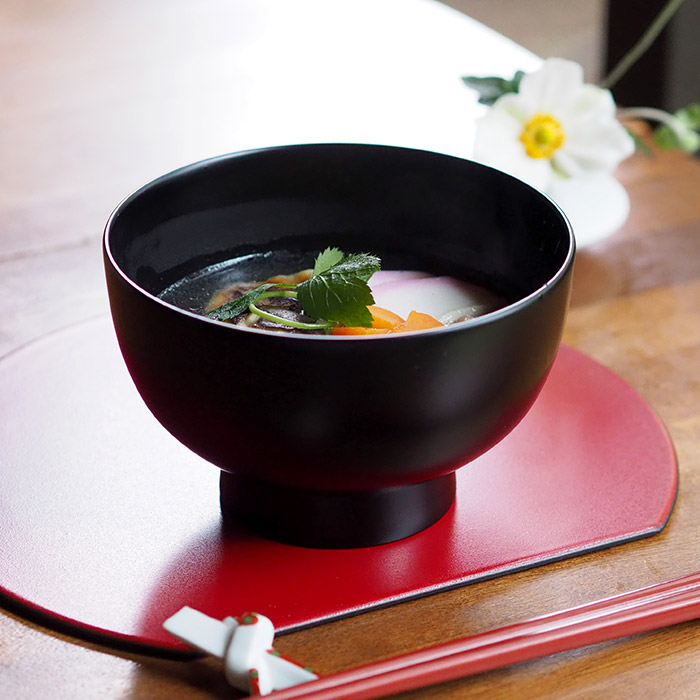 漆琳堂 越前硬漆 一乗椀 4.5寸 黒 / 漆器 お椀 漆塗り 木の器 食洗機対応 お正月 ハレの日 お雑煮 日常使いの漆器 ギフト