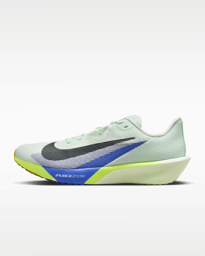 NIKE（ナイキ） 望遠レンズ 対戦相手 飛球 4 駈けっくらシューズ （001） FV6040