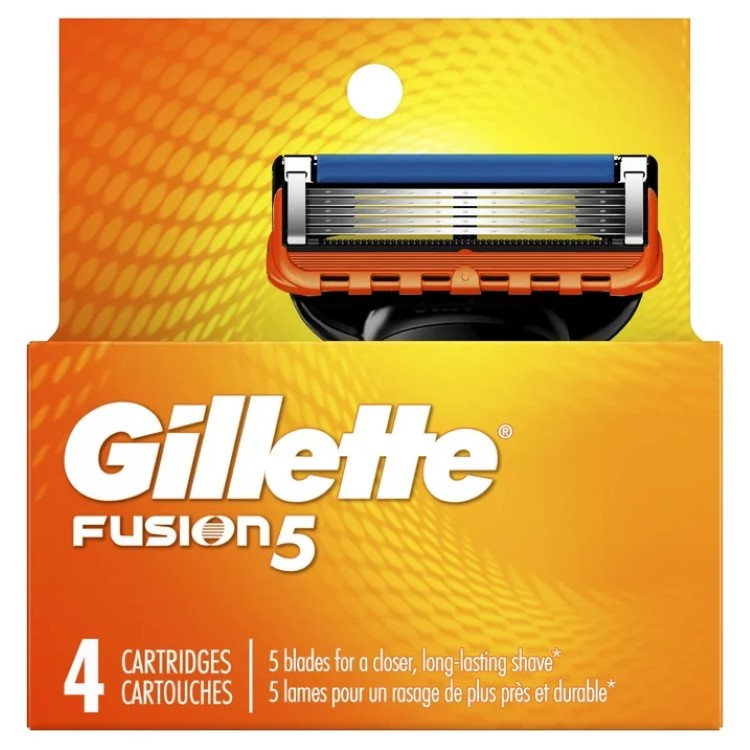 ジレット フュージョン5 メンズ 替刃 4個 Gillette Fusion5 Razor Blade Refill ,Manual Razor Men , 4 count 【お取り寄せ商品】