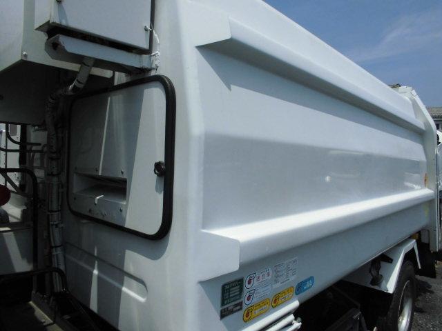 エルフトラック ３ｔクラス ３ｔクラス プレス式 パッカー車 プレス式 ７立米 塵芥車 押出式 いすゞ 中古 塵芥車 グーネットモール