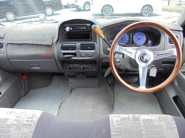 ダットサンピックアップ ダブルキャブ 日産 中古 Analysesdesequences Com