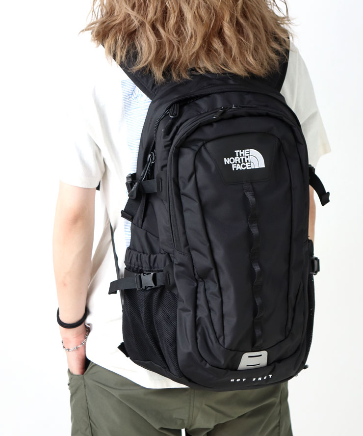THE NORTH FACE ザ・ノース・フェイス ホットショット デイパック レディース メンズ 多機能 PC収納 アウトドア 通勤 通学 27L NM72302｜ＰＲＯＴＯＣＯＬ
