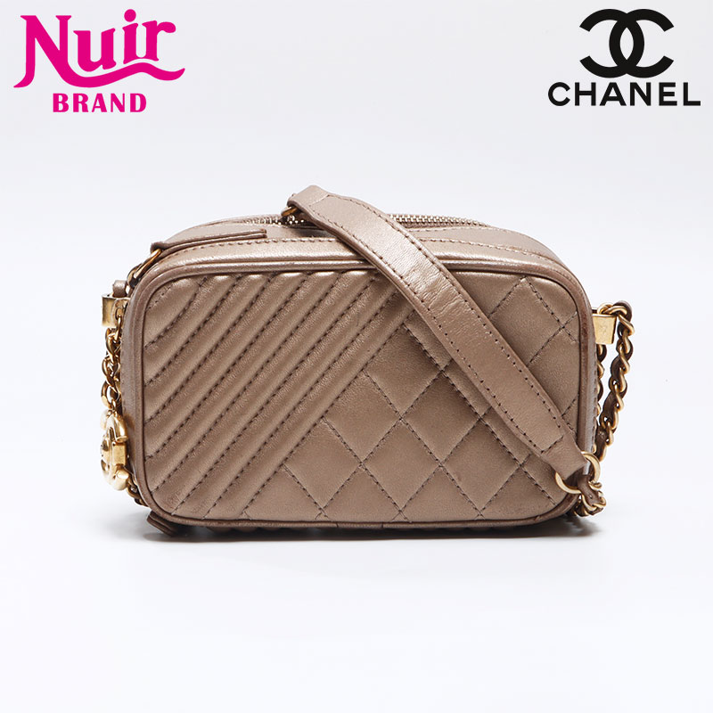 CHANEL 御徒面子の年式を見分ける遣りかたとは？
