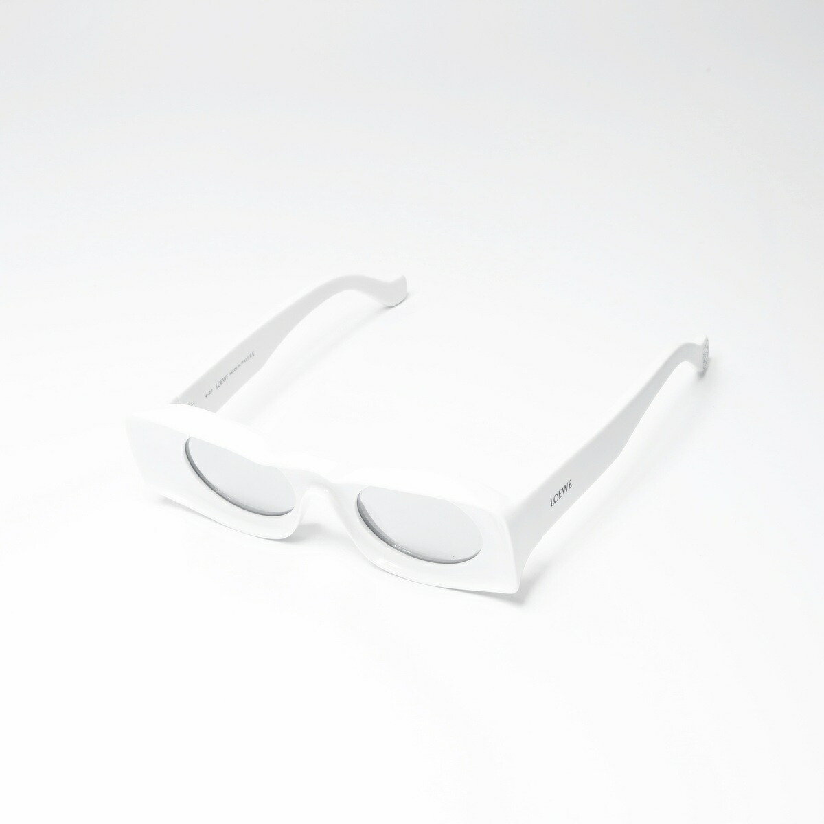 楽天市場】ロエベ サングラス（49□23 145） パウラズイビザ ホワイトx