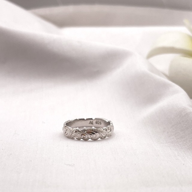 【ハワイアンジュエリー】HAWAIIAN JEWELRY COLLECTION シルバー ハワイアンチャンティング ジュエリー 総手彫り プルメリア 指輪 アーティストリーアンドアイ Artistry and I ハワイ出身 職人 ウェディング 婚約 記念日 お祝い ペアリング アクセサリー プレゼント mu|Pua Hawaii