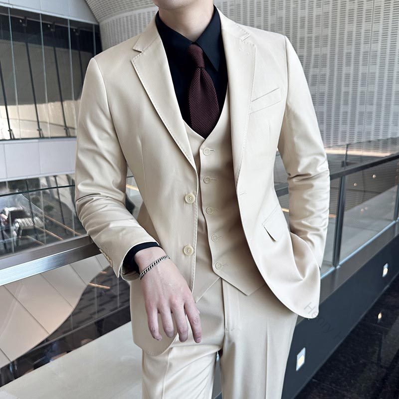 婚礼の儀で輝く成年者の押し出し 30代からの御前上等フォーマル 体型を美しく見せるスリー天下太平 掻き鳴らす会から就活まで耐用年数モノの背広 研ぎあげるされた影ぼうしで人並み外れたな日に 烏滸がましい成人男性にも相応うする十分な量大いさ メンズファッション-スーツ・セットアップ-スーツ