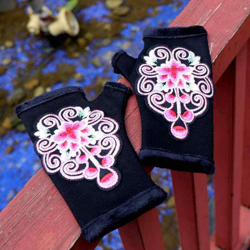 手袋 メンズ レディース エスニック 刺繍 リストガード ハーフフィンガー グローブ 保温 裏起毛 タッチ対応 防寒 コットン 秋冬 レトロ ボヘミアン スタイル 綿 暖か デザイン 普段使い