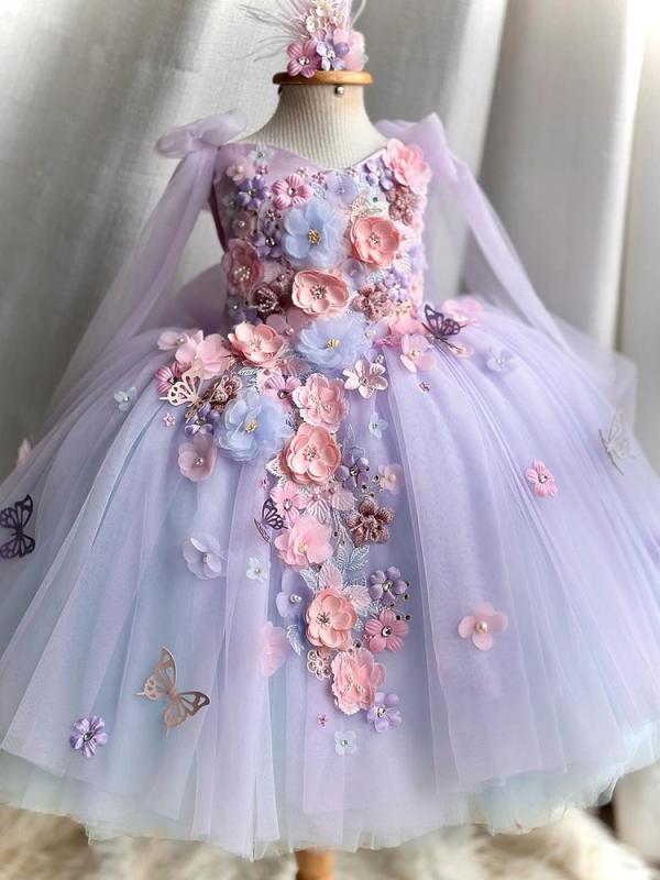 御召しもの うしろ帯 御姫様 花のお化け 刺しゅう ふわふわ チュール スコート パール 花 スピード競技 筋目 ポリエステル 原材料 リネン 裏地 可愛らしい 寄りあい 生まれ落ちる日 普段使い