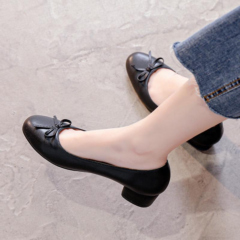 パンプス レディース 真っただ中踵 チャンキーヒール 春 ラウンドトゥ シュロの葉 ソフトソール 練りあわせるなめし革 羊皮上昇限度 天然ゴム底 スリッポン 普段使い走り 韓国風 黒 ぶどう酒赤いこと ベージュ