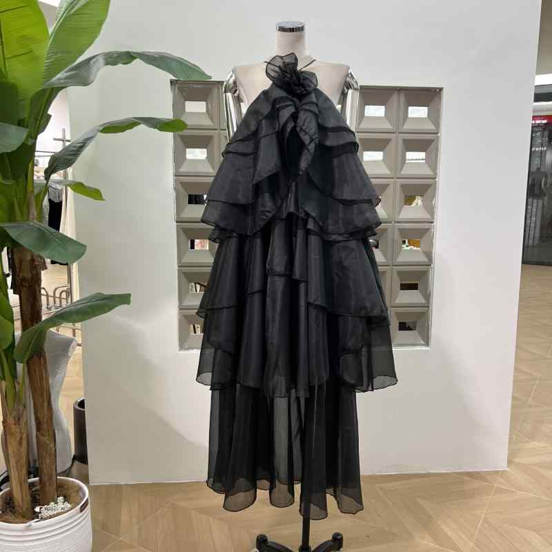 ワンピース レディース 春夏 ロング丈 バックオープン ホルターネック フリル 立体フラワー リゾート ノースリーブ フェミニン おしゃれ|pure bliss