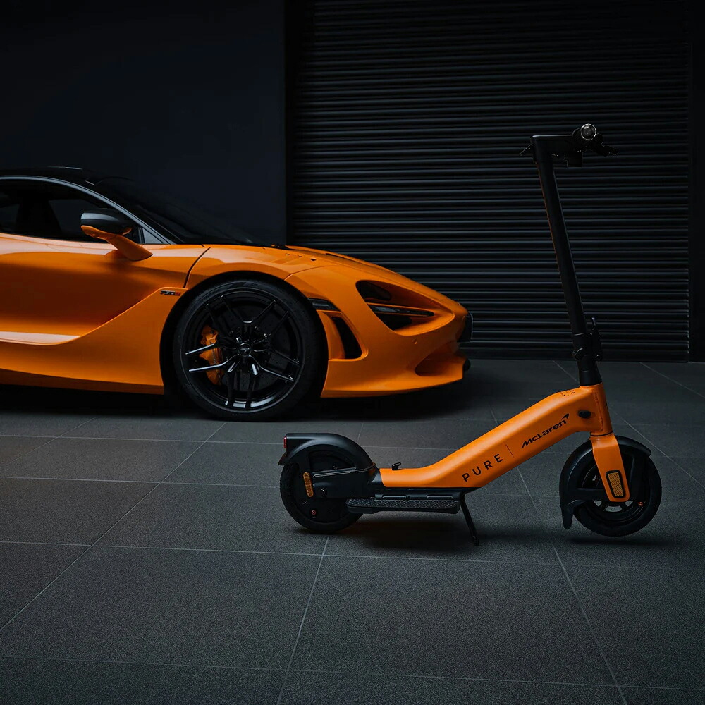 【特定小型原動機付自転車】Pure Electric Pure x McLaren 電動キックボード 500W 公道走行可能 歩道走行可能 免許不要 折りたたみ 大人用 パワフル 通学 街乗り 充電式 バッテリー｜Pure Electric Japan店