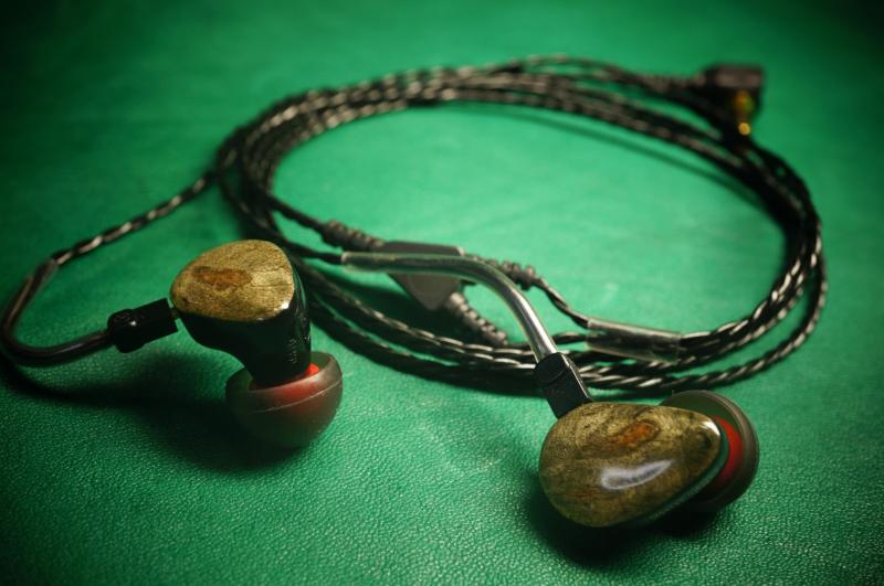HEIR AUDIO IEM5.0 5xバランスドアーマチュア イヤ電話機（有線テレビ脱着式）