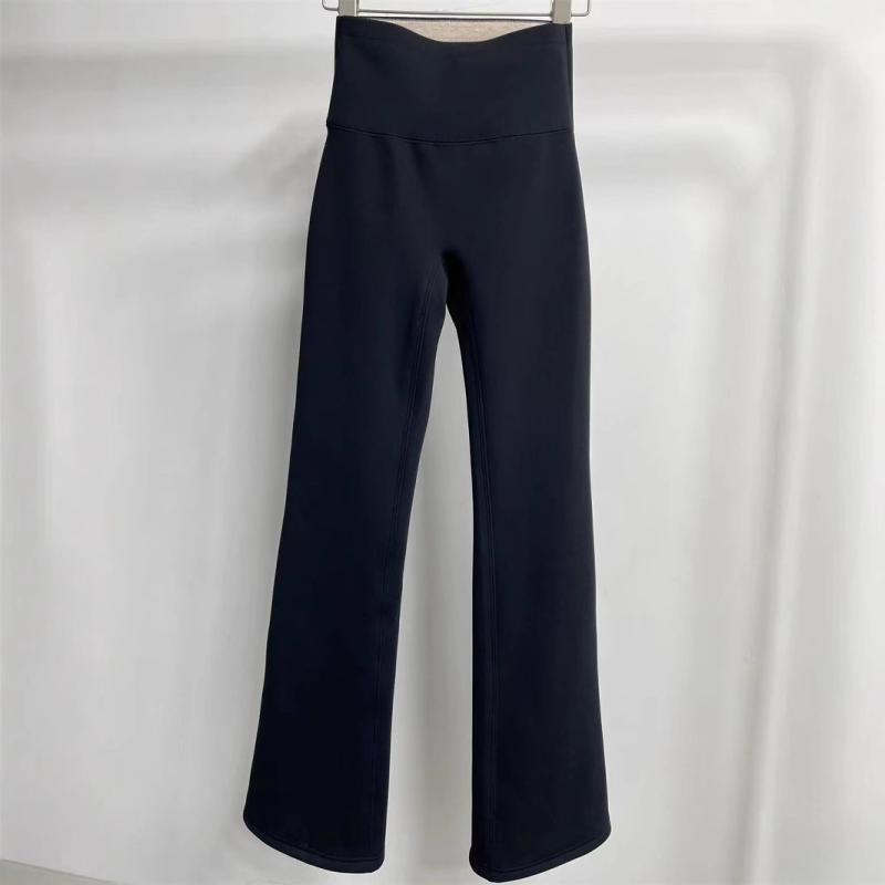 レギンス レディース カシミヤ 裏起毛 鮫肌パンツ シャークパンツ バルビーパンツ フレアパンツ マット 柔らかい 美尻 美脚 脚長効果 着痩せ 伸縮性 防寒 保温 暖かい ストレッチ ボトムス ブラック｜GRATIQUE MIEI 10,242円