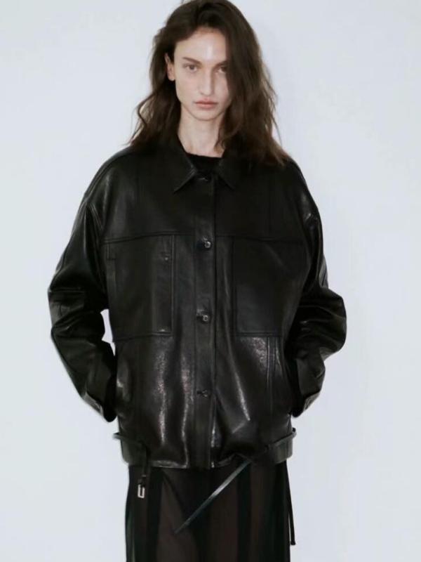 ジャケット レディース 春服 レザージャケット アウター フェイクレザー 異素材 ヴィンテージ風 レトロ ゆったり ルーズ 上品 カジュアル 高級感 羽織り ライトアウター コート トップス ポケット付き｜GRATIQUE MIEI
