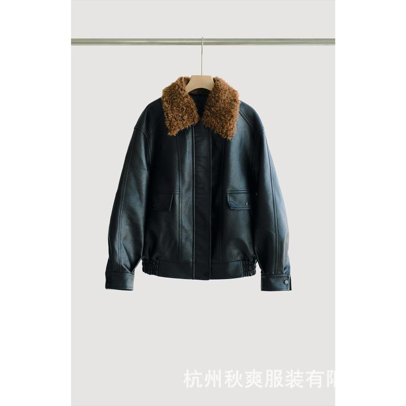 ジャケット レディース アウター コート PUレザー 合皮 中綿入り 厚手 防寒 保暖 短め丈 ショート丈 ヴィンテージ風 カジュアル ストリート マニッシュ カッコいい ライダース レトロ 秋 冬 秋冬｜GRATIQUE MIEI