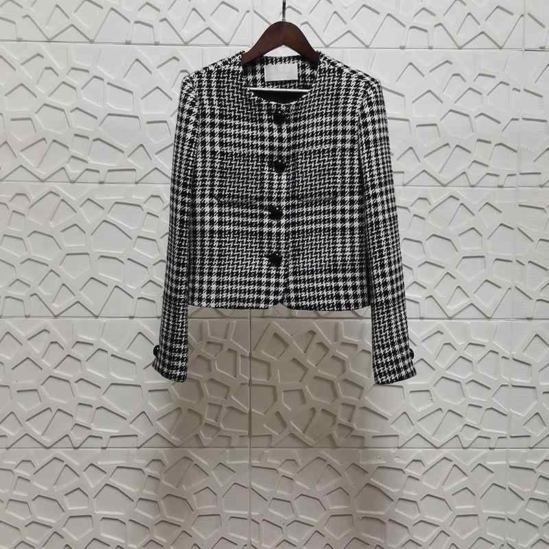 ジャケット レディース アウター コート ショート丈 千鳥格子 フレンチ クラシック レトロ 綺麗め 上品 高級感 羽織り 白 黒 ホワイト ブラック モノトーン 秋冬 長袖 防寒 暖かい 普段使い 通勤用｜GRATIQUE MIEI