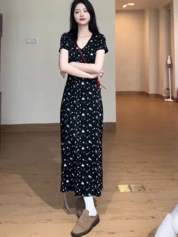 ワンピース レディース 春夏 フレンチスリーブ 半袖 Vネック 花柄 ロングワンピース Aラインワンピース 黒 ブラック レトロ 小花柄 ミモレ丈 フレア マキシワンピ ハイウエスト 痩せ見え カジュアル|GRATIQUE MIEI