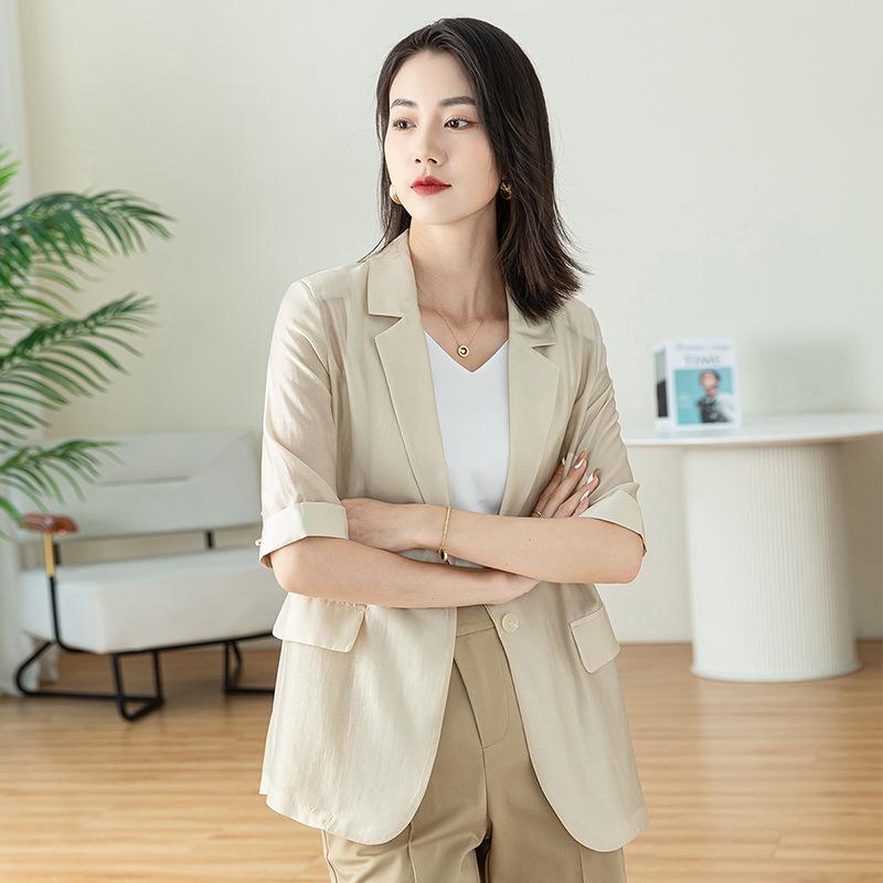 ジャケット レディース 春夏 薄手 テンセル テーラードジャケット 半袖 羽織り アウター シャンパン トップス カジュアル ビスコース 涼しい ゆったり 軽量 オフィス 通勤 普段使い 上品 無地 ライトアウター 軽いボタン｜GRATIQUE MIEI