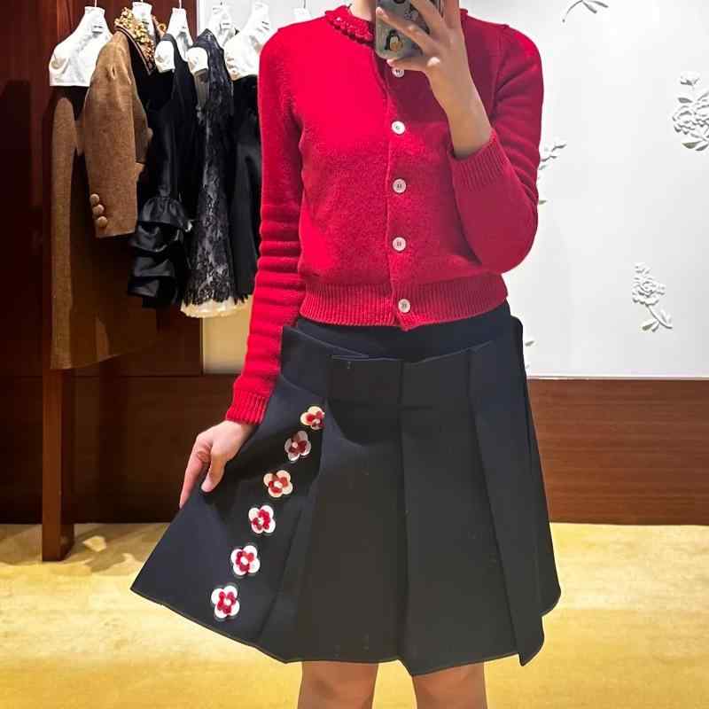 ロングスカート レディース プリーツ スパンコール 花柄 着痩せ かわいい フェミニン フレア ゆったり きれいめ ウエストゴム オフィスカジュアル デート 普段使い｜GRATIQUE MIEI