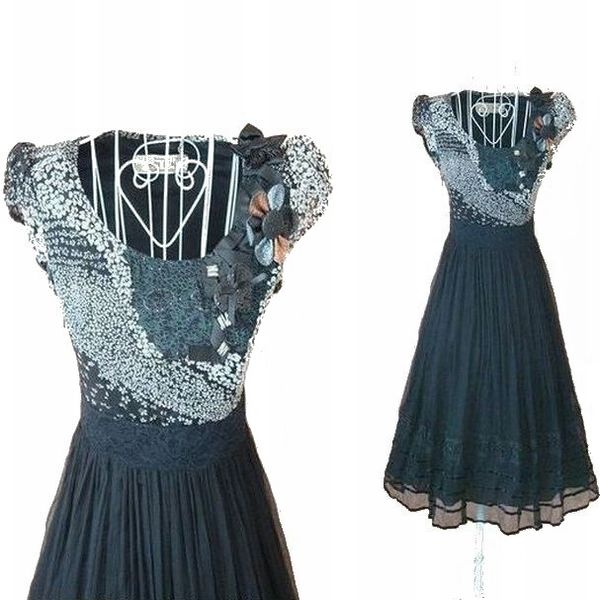 セール特価 激安 シルク Sale肩の花が可愛いシルク切り替え裾刺繍レースワンピース Gomez Cr