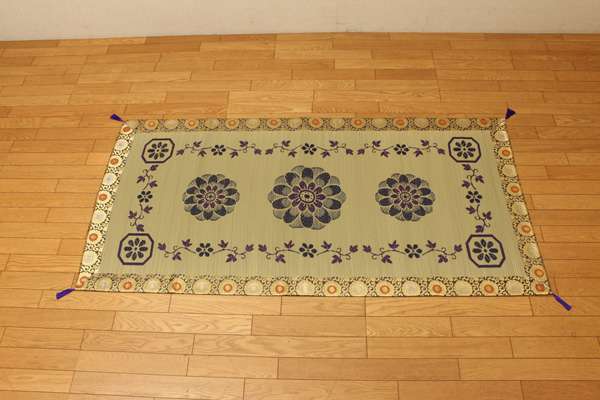 メーカー包装済 楽天市場 座布団 仏前 ござ 法事 法事用 和 仏壇 お坊さん 米寿 高級 和風 厚手 坊さん 仏前座布団 法要座布団 法事座布団 御前座布団 仏壇用座布団 日本製 Quoli 絶対一番安い Lexusoman Com