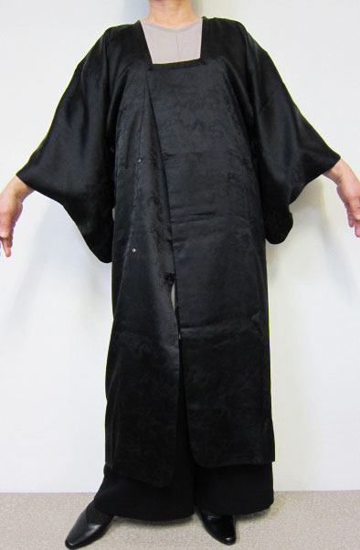 【ＷＡ・ＫＩＭＯＮＯ】 チョット見てみて 道行く人が気になる道行きコートを着ていたら外人受けした嵐山　大きいサイズ 40代.50代.60代.70代 個性派 シニア ミセス レディースファッション