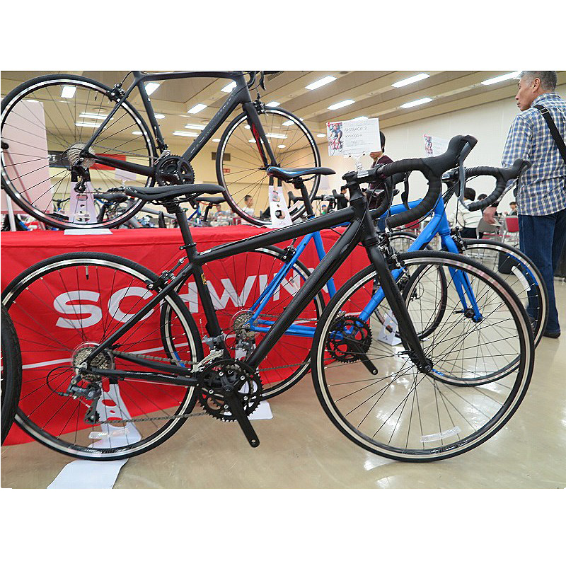 今年も話題の】！SCHWINN（シュウィン） 2018年モデル FASTBACK3 