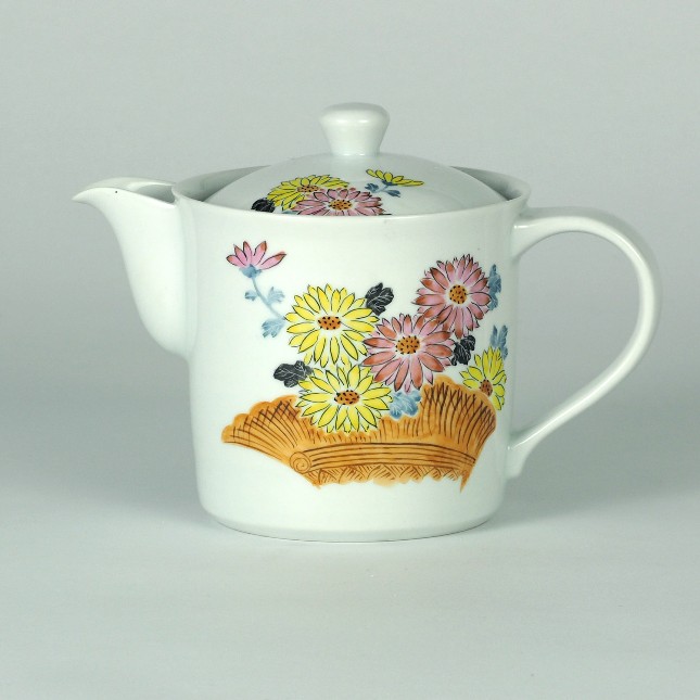 九谷焼 うまちゃ 旨茶ポット垣菊 銀三作（土岐と九谷の共同研究）＜差し上げ物 差し上げ物 御祭り しっぺい返し 生まれ落ちる日 祝する日＞