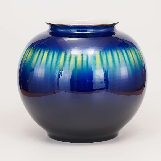 日本の言い慣わし芸術品【九谷焼】10号花立て 紺碧釉彩