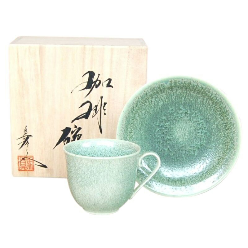有田焼 鶯玉 珈琲碗皿（馬場真右エ門窯 / 木箱入）