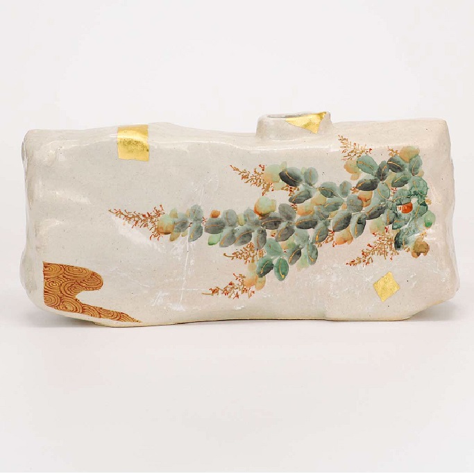 日本の伝統工芸品【九谷焼】8号扁壷 童仙傍萩｜七to八-Seven to eight-