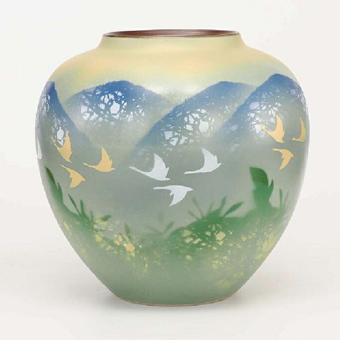 日本の伝統工芸品【九谷焼】8号花瓶 雲鶴